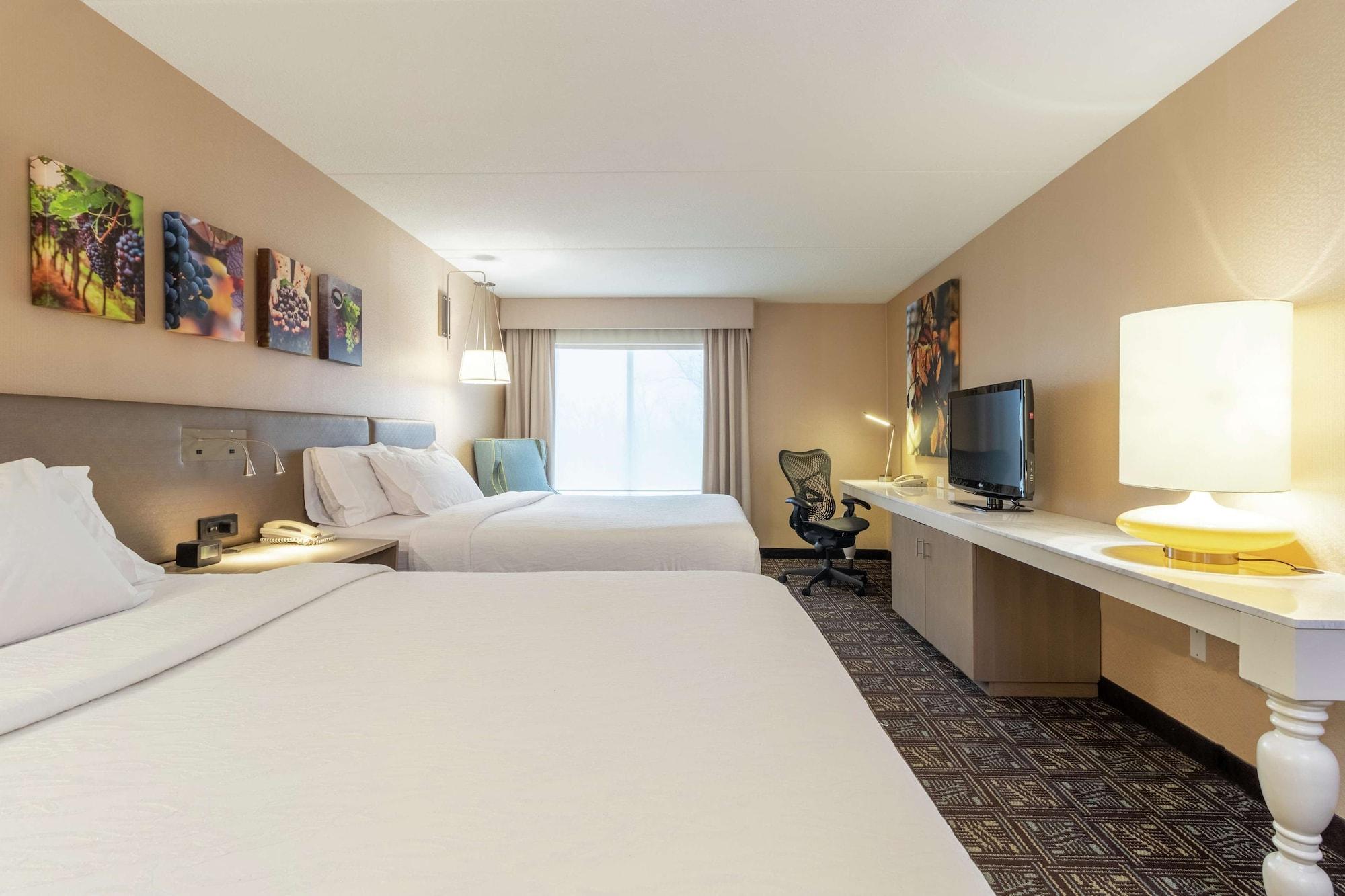 Hilton Garden Inn Niagara-On-The-Lake Exterior photo