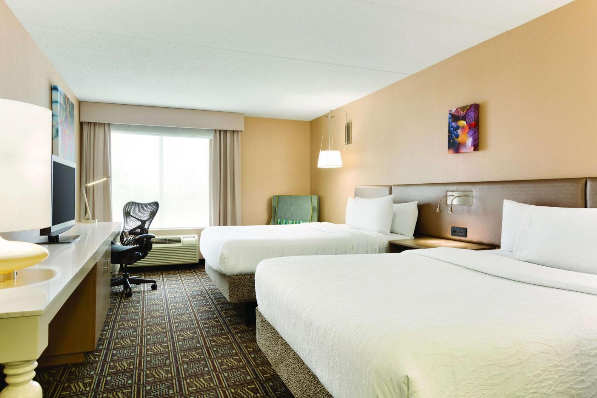 Hilton Garden Inn Niagara-On-The-Lake Exterior photo