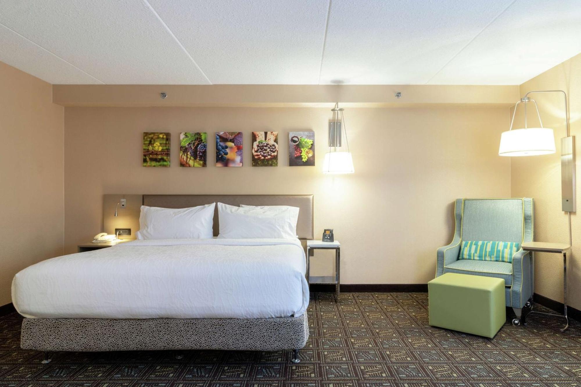 Hilton Garden Inn Niagara-On-The-Lake Exterior photo