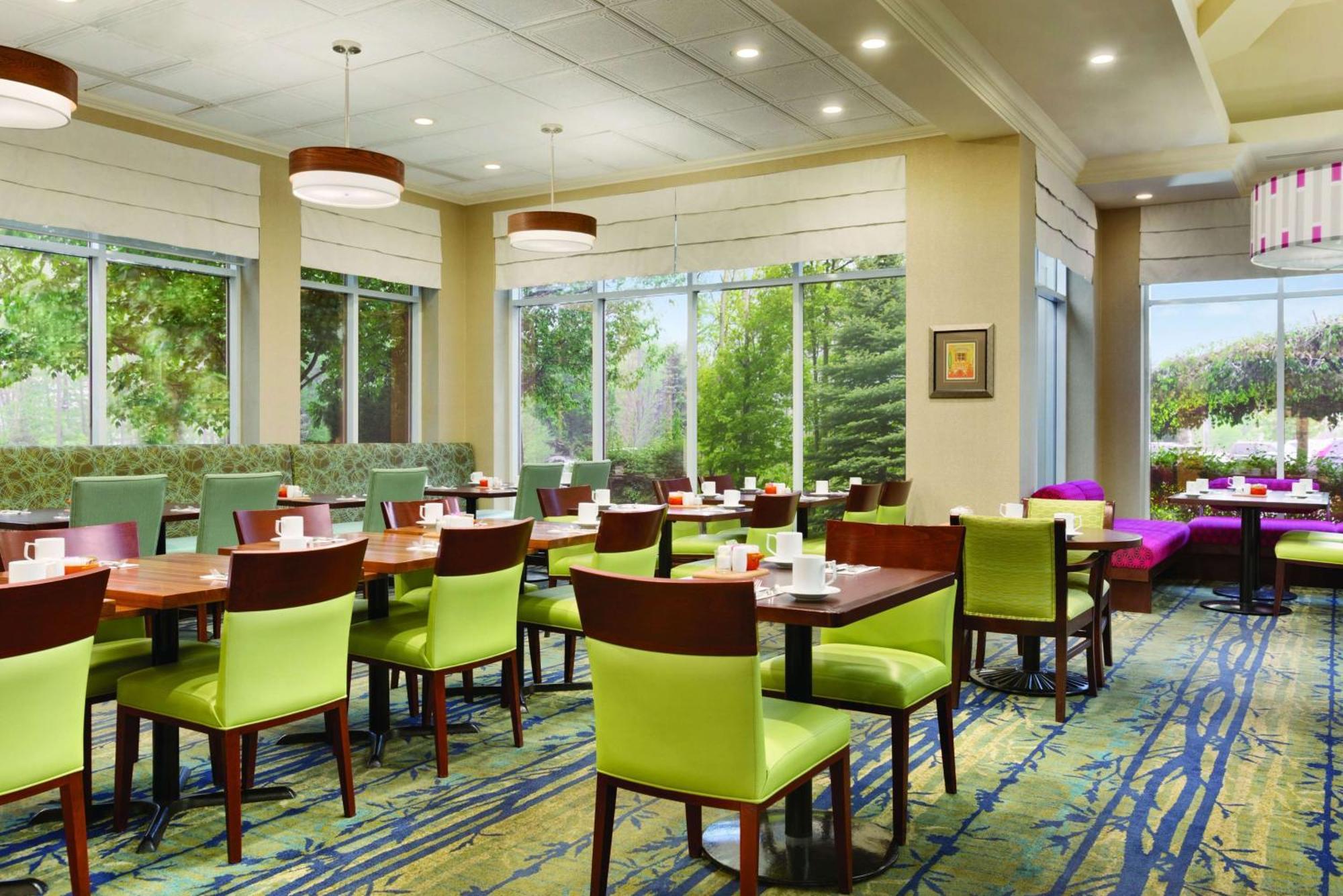 Hilton Garden Inn Niagara-On-The-Lake Exterior photo