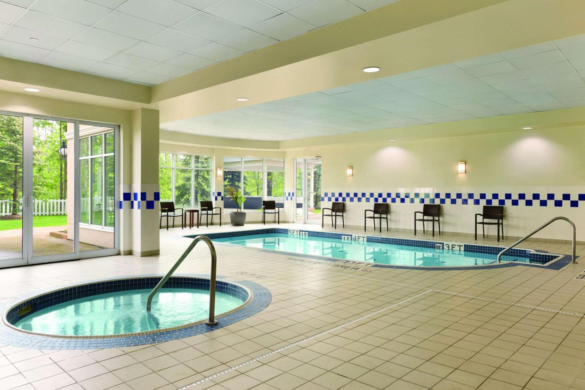 Hilton Garden Inn Niagara-On-The-Lake Exterior photo