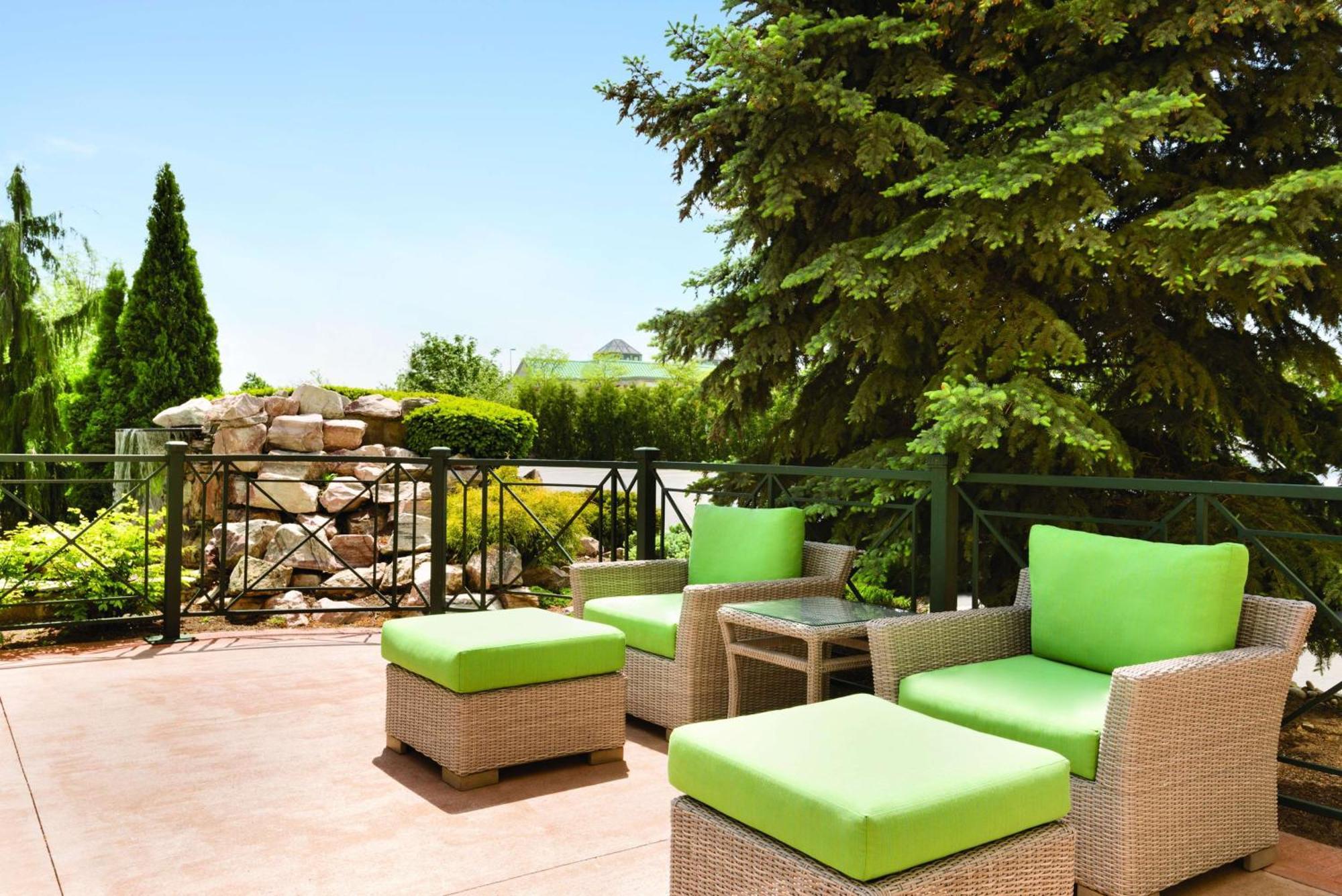Hilton Garden Inn Niagara-On-The-Lake Exterior photo