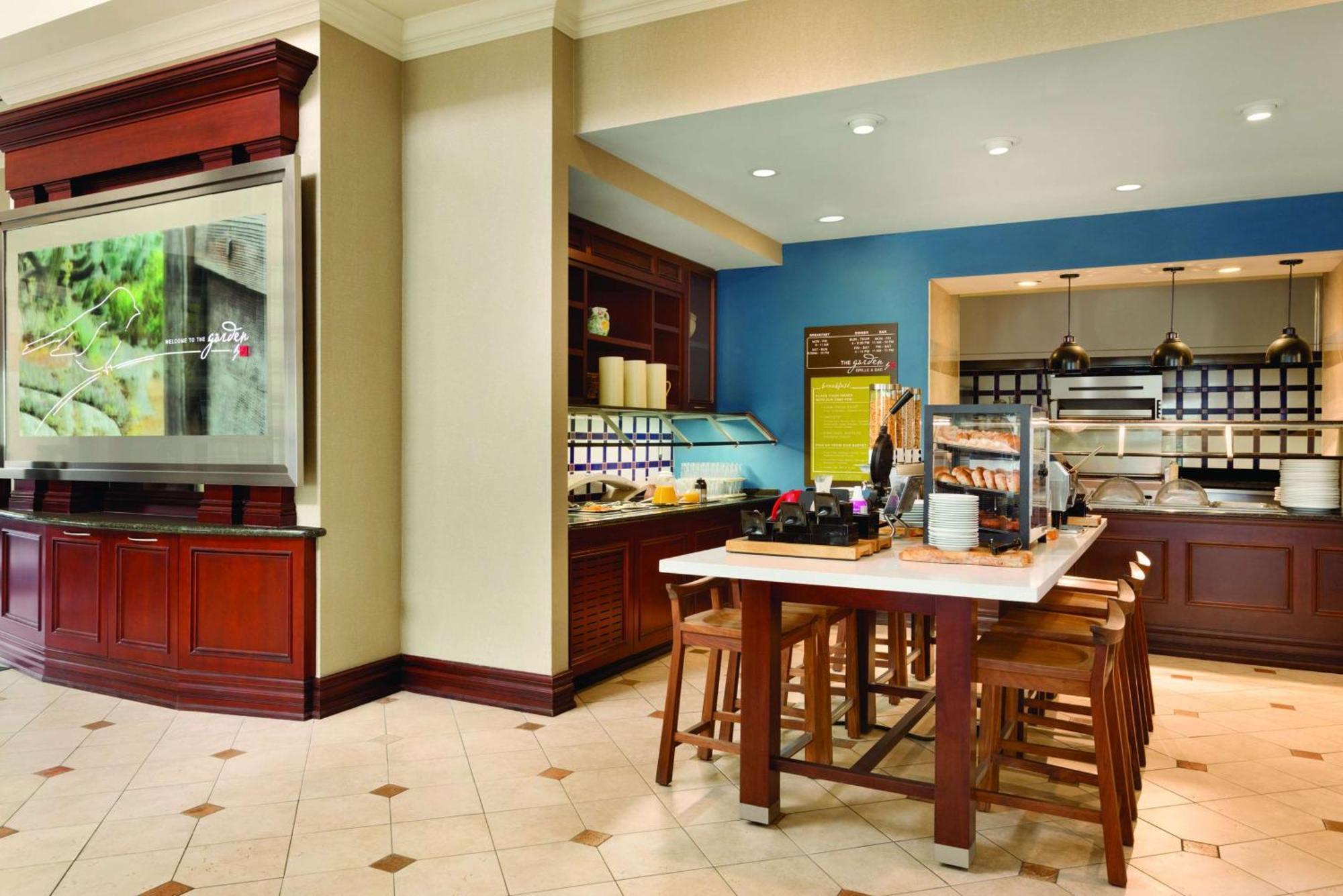 Hilton Garden Inn Niagara-On-The-Lake Exterior photo