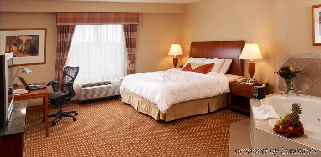 Hilton Garden Inn Niagara-On-The-Lake Room photo
