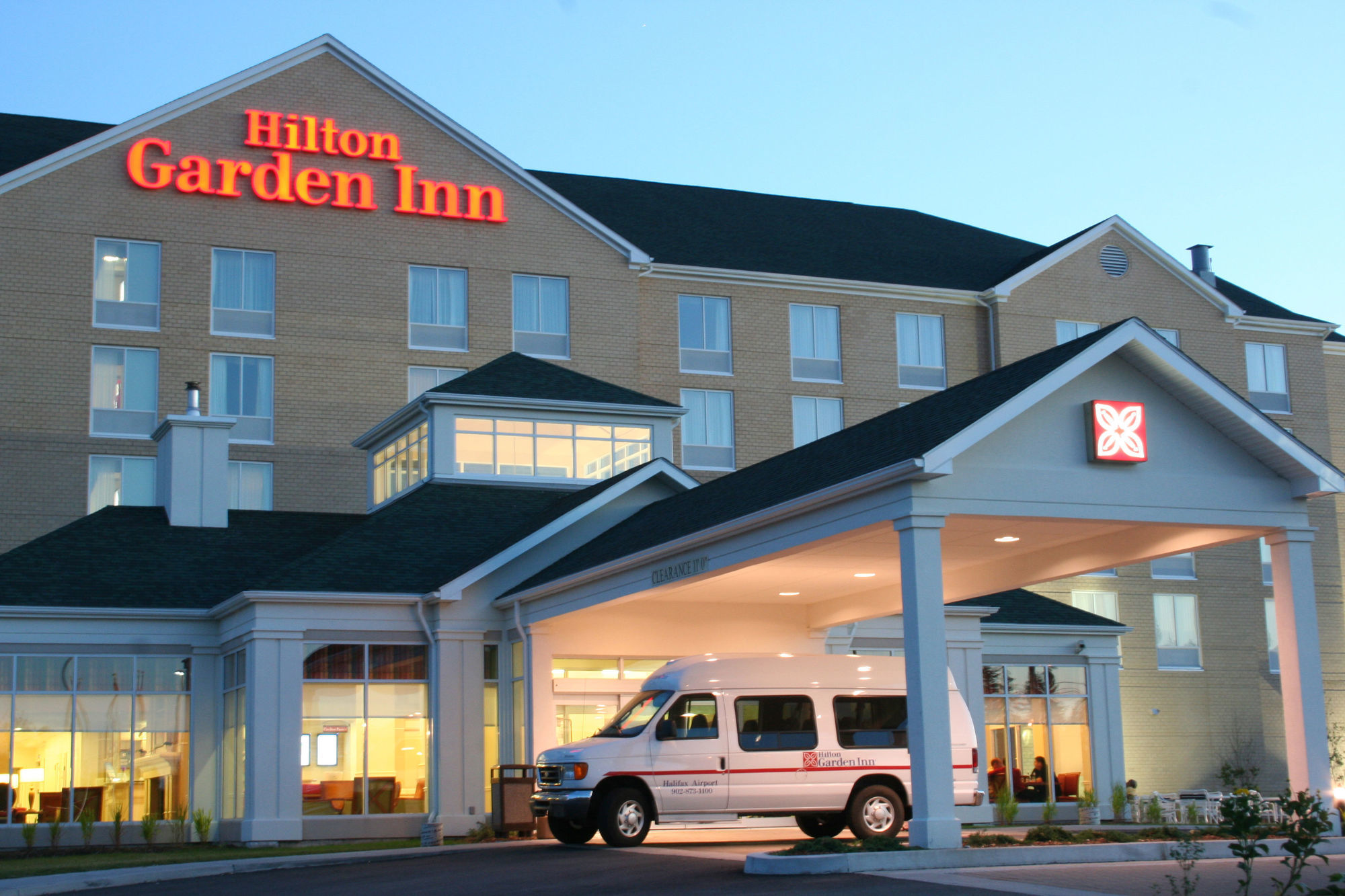 Hilton Garden Inn Niagara-On-The-Lake Exterior photo